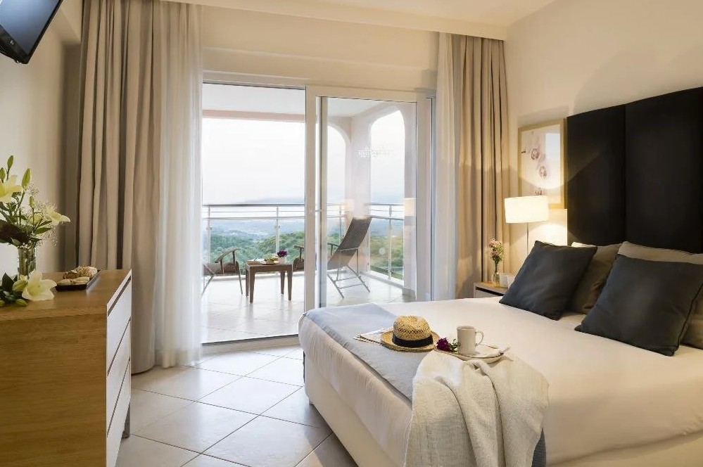 UNIQUE RESIDENCE HOTEL GOLF AND SPA