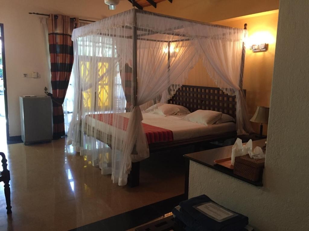 HOTEL FLOWER GARDEN