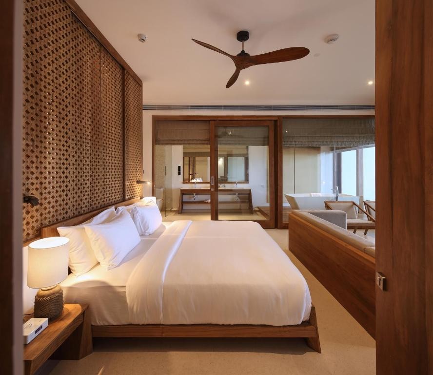 RIFF HOTEL