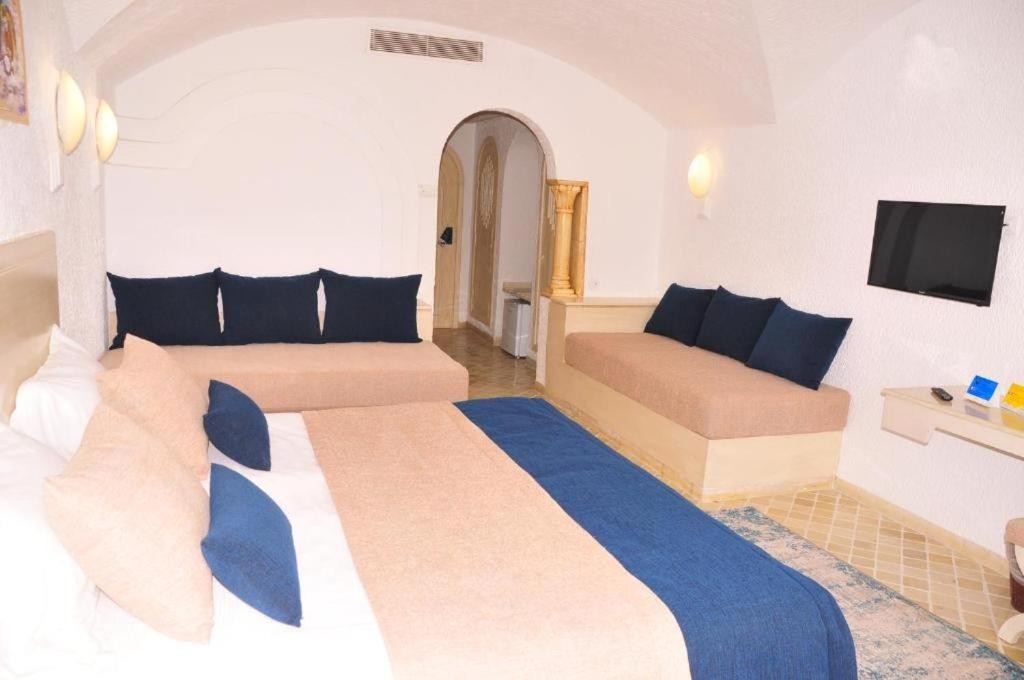 LELLA BAYA & THALASSO HAMMAMET