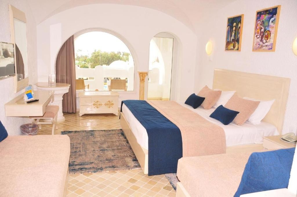 LELLA BAYA & THALASSO HAMMAMET