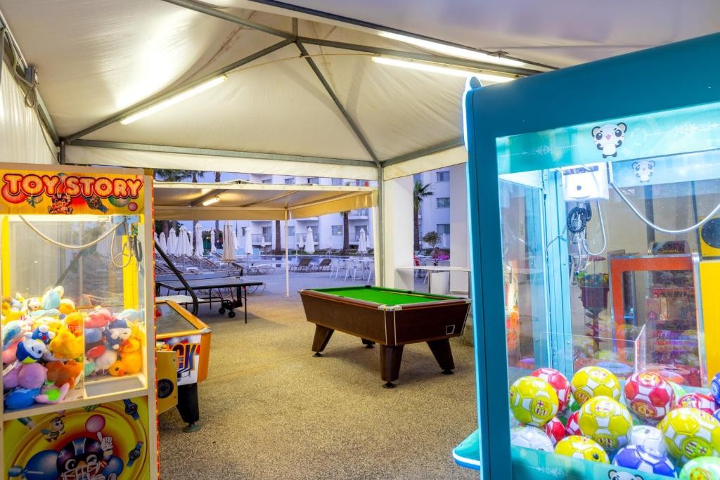 PAPANTONIA HOTEL APTS