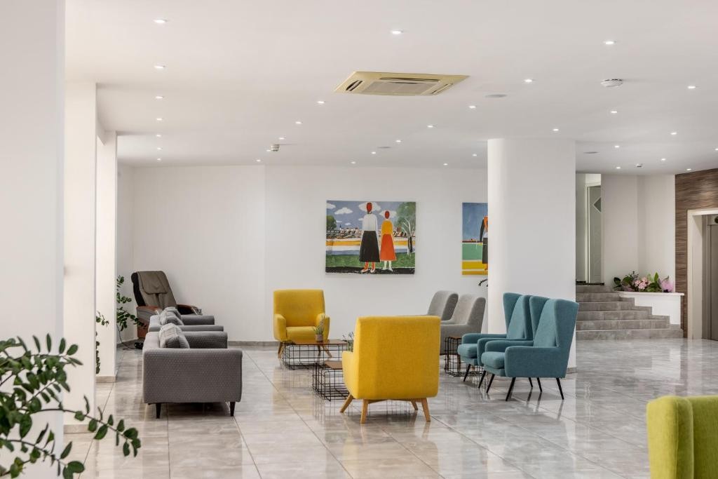 PAPANTONIA HOTEL APTS