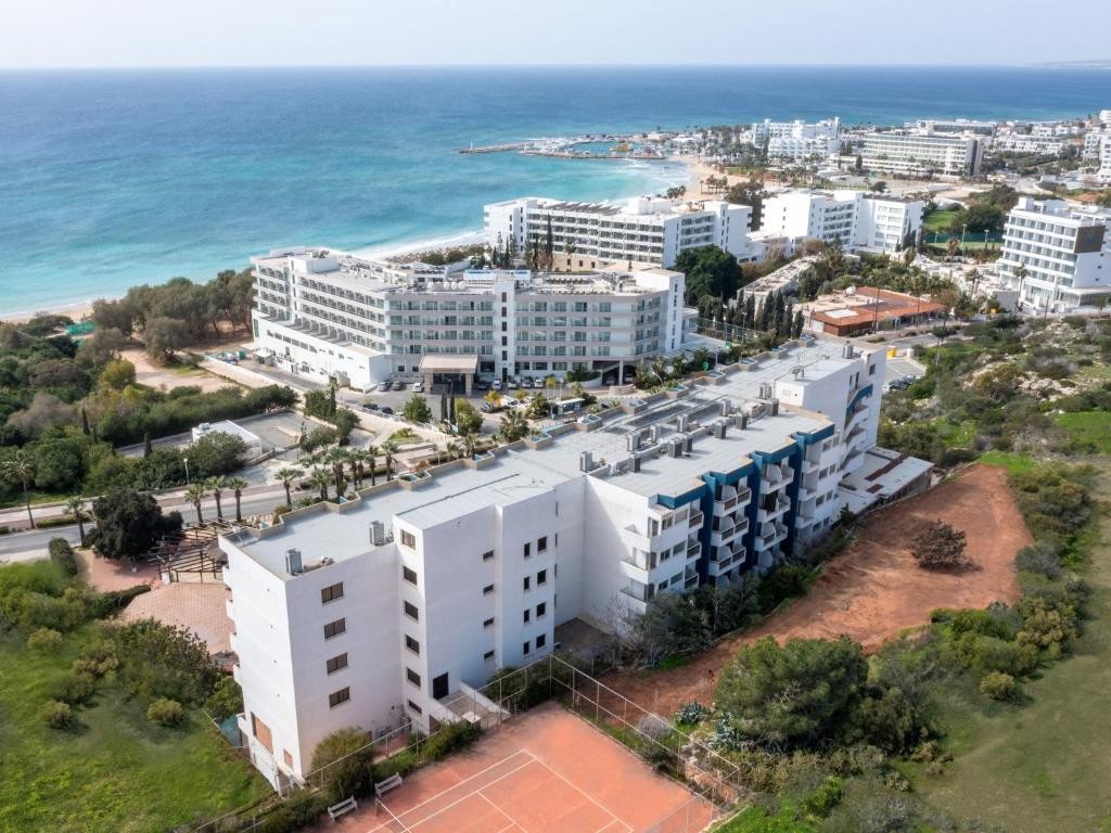 FLORIDA HOTEL