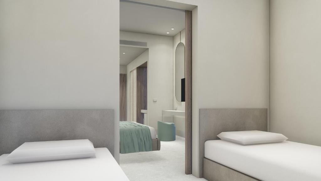 MARIS GRAND HOTEL