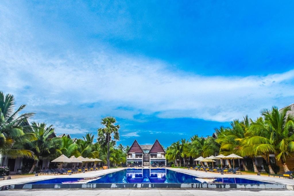 MAALU MAALU RESORT