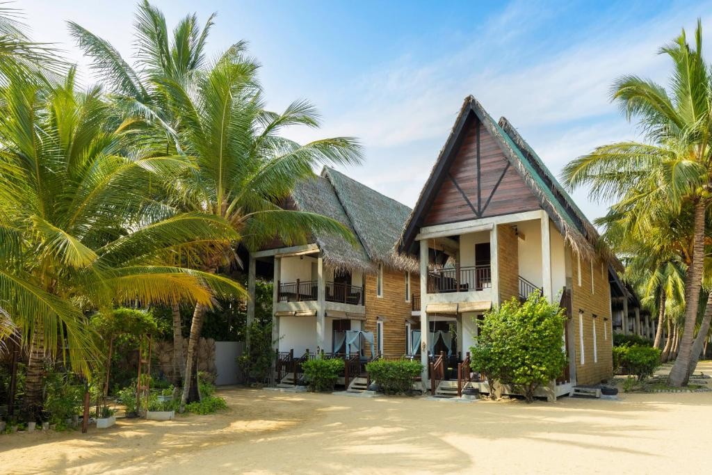MAALU MAALU RESORT