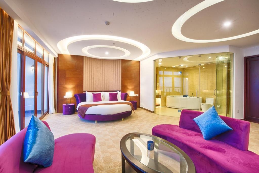 JIE JIE BEACH RESORT