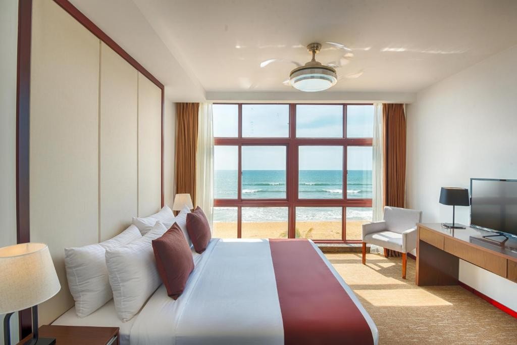 JIE JIE BEACH RESORT