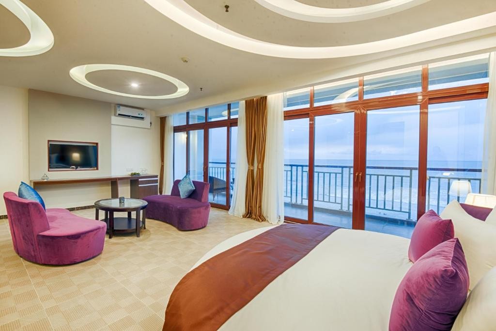 JIE JIE BEACH RESORT