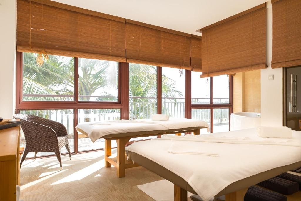 JIE JIE BEACH RESORT