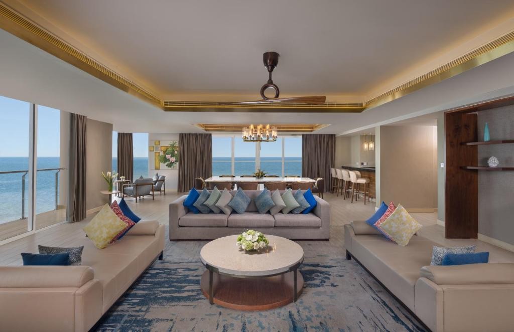RADISSON BLU RESORT