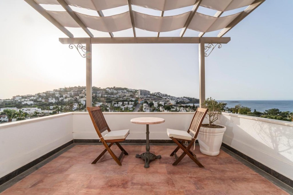 ELEMENTA BOUTIQUE HOTEL (ADULTS ONLY)