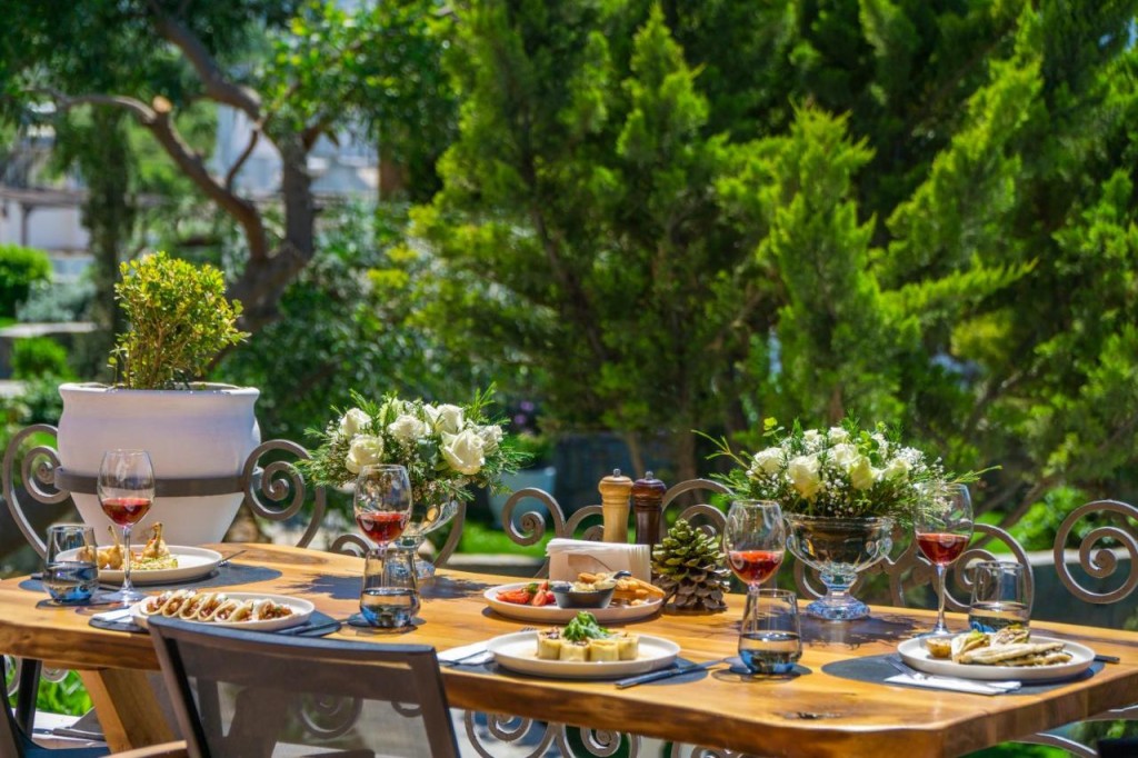 ELEMENTA BOUTIQUE HOTEL (ADULTS ONLY)