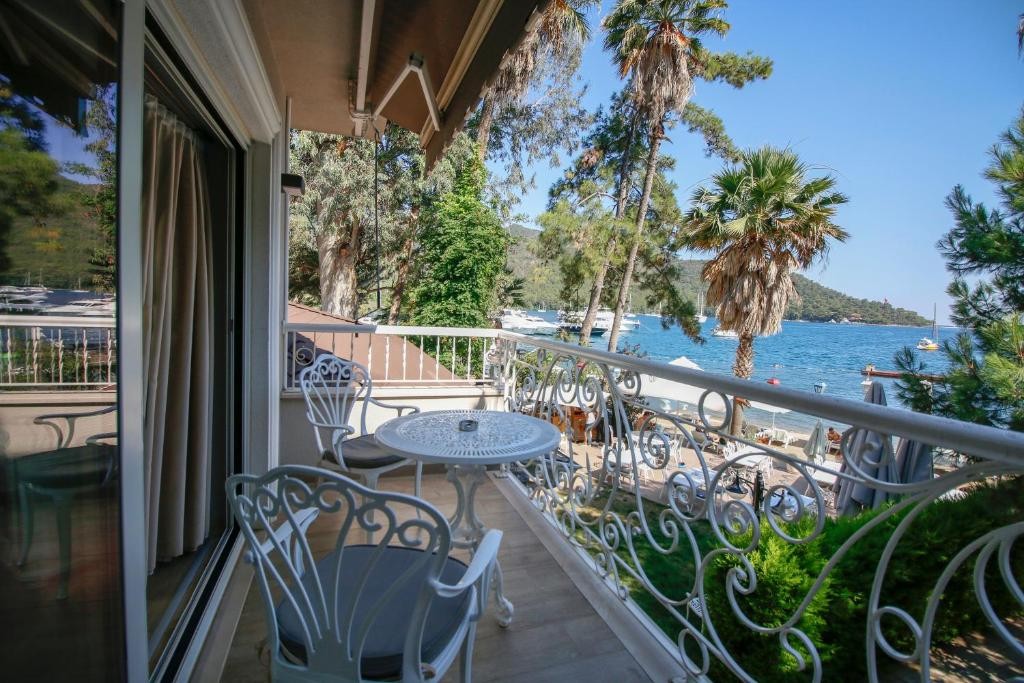 JOYA DEL MAR HOTEL