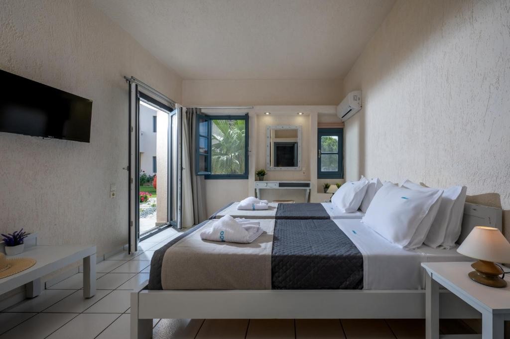 Creteco Hotel & Suites