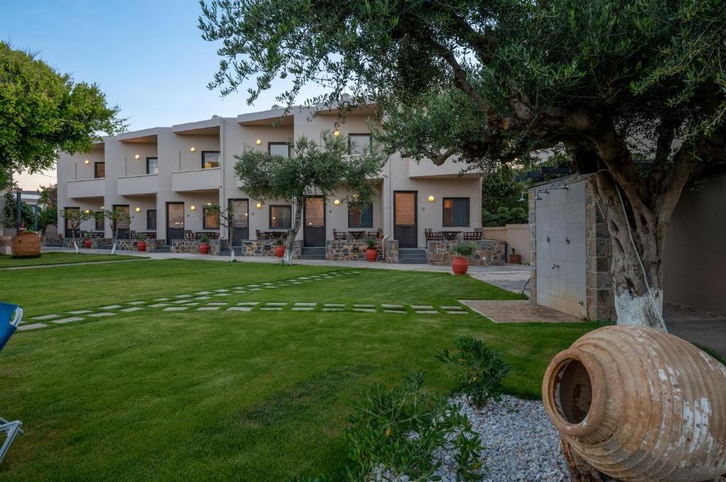 Creteco Hotel & Suites