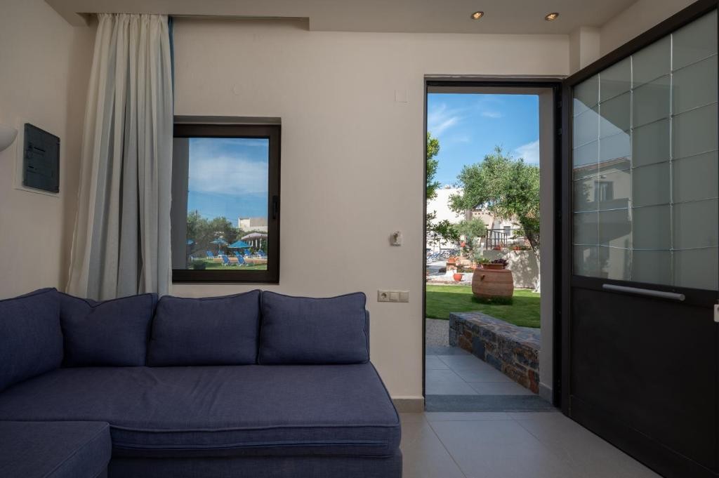 Creteco Hotel & Suites