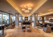 CROWN PLAZA