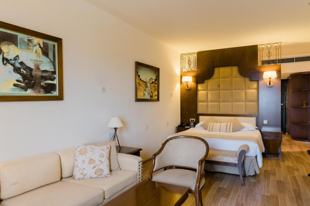 ELIAS BEACH HOTEL