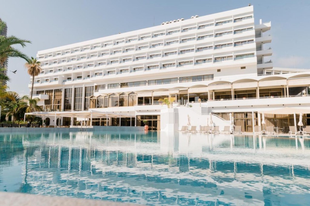 ELIAS BEACH HOTEL