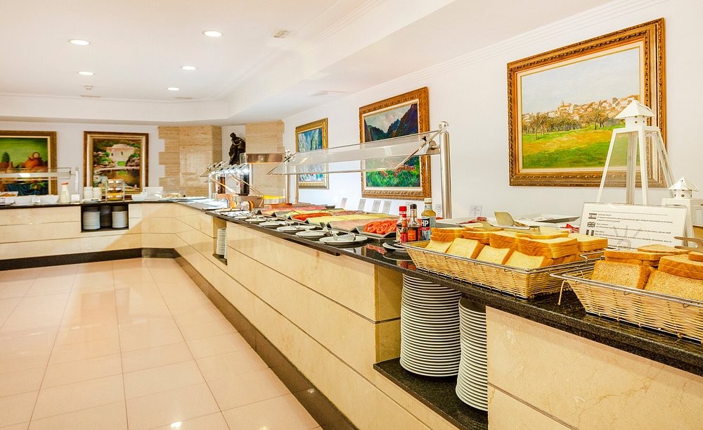 HOTEL KILIMANJARO