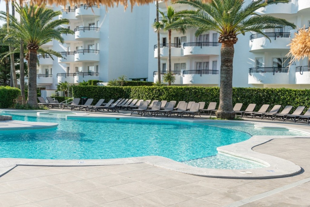 APARTHOTEL ALCUDIA BEACH