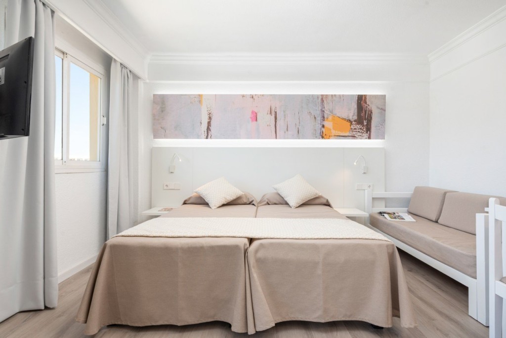 APARTHOTEL ALCUDIA BEACH