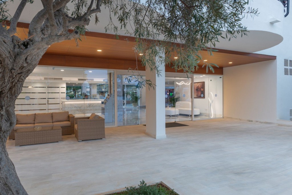 APARTHOTEL ALCUDIA BEACH