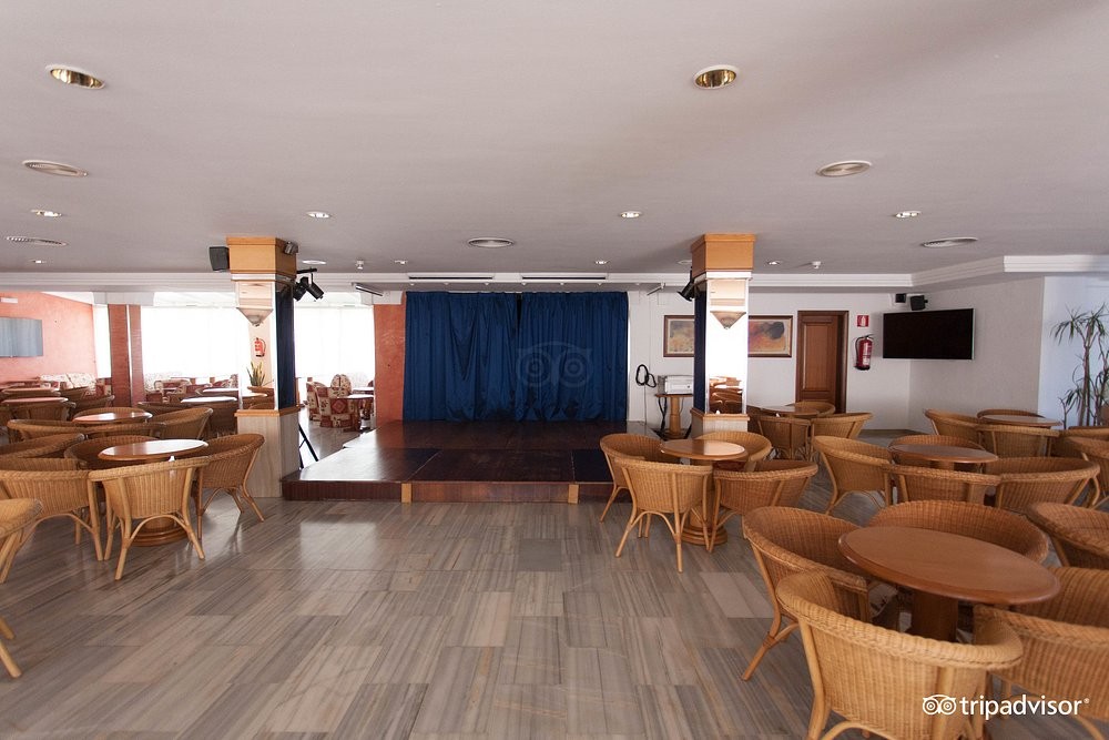 APARTHOTEL ALCUDIA BEACH