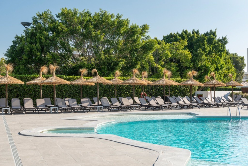 APARTHOTEL ALCUDIA BEACH