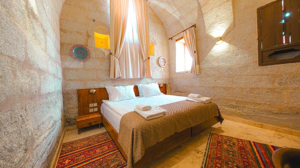LOGOS CAVE CAPPADOCIA
