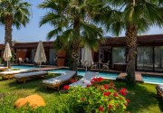 RISUS BEACH RESORT HOTEL