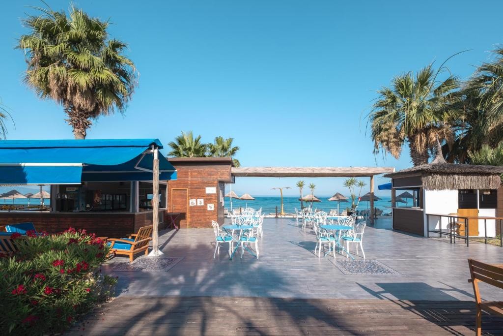 RISUS BEACH RESORT HOTEL