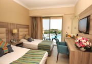 INSULA RESORT