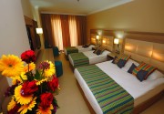 INSULA RESORT