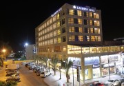 La Costa City Hotel