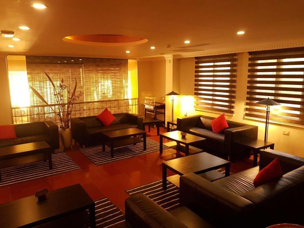 Golden Lutos Hotel