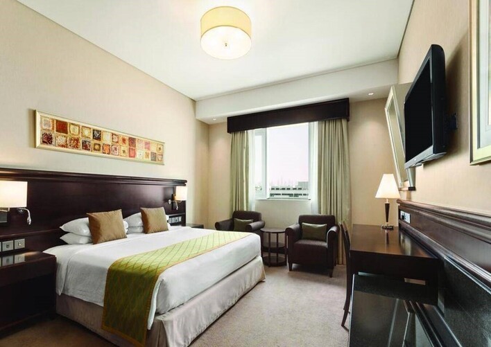 Crowne Plaza Jumeirah Hotel