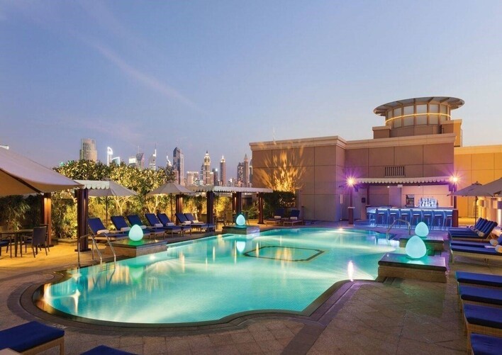 Crowne Plaza Jumeirah Hotel