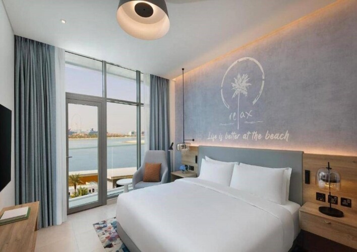 NH Collection the Palm Hotel
