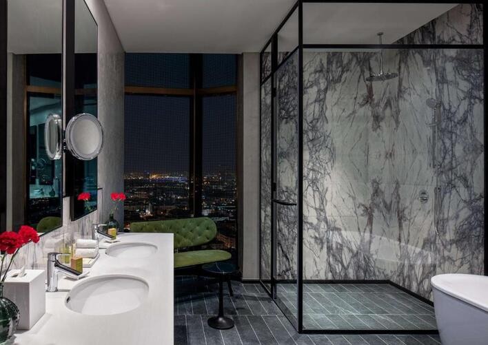 Hilton M Square Hotel