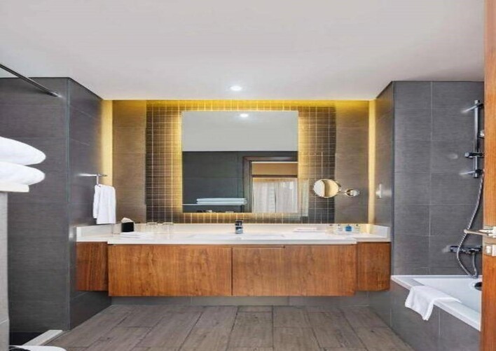 Radisson Blu Canal View