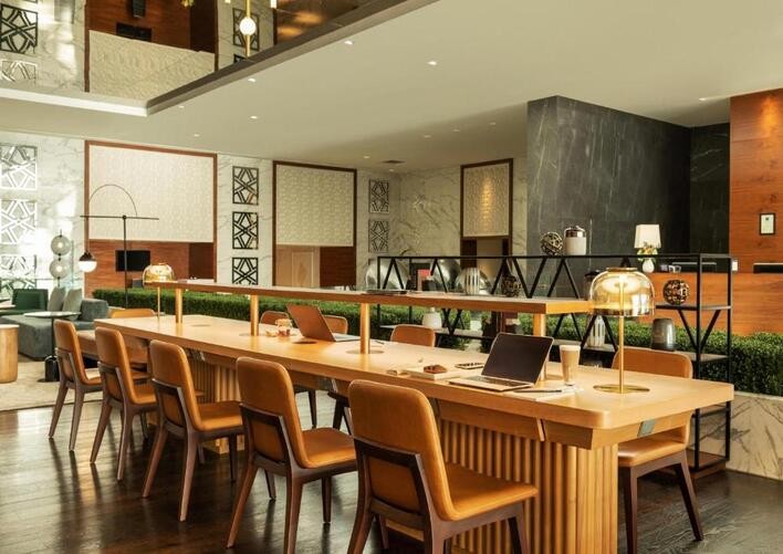 Sheraton Grand Hotel