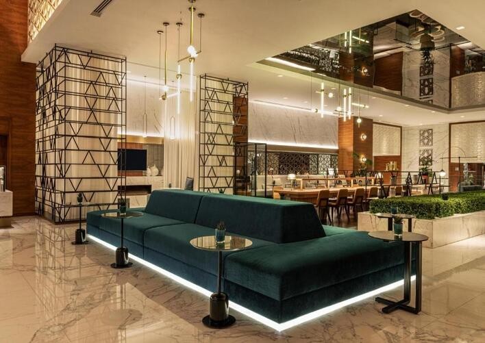 Sheraton Grand Hotel