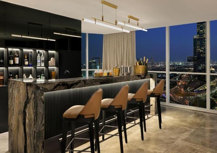 Sheraton Grand Hotel