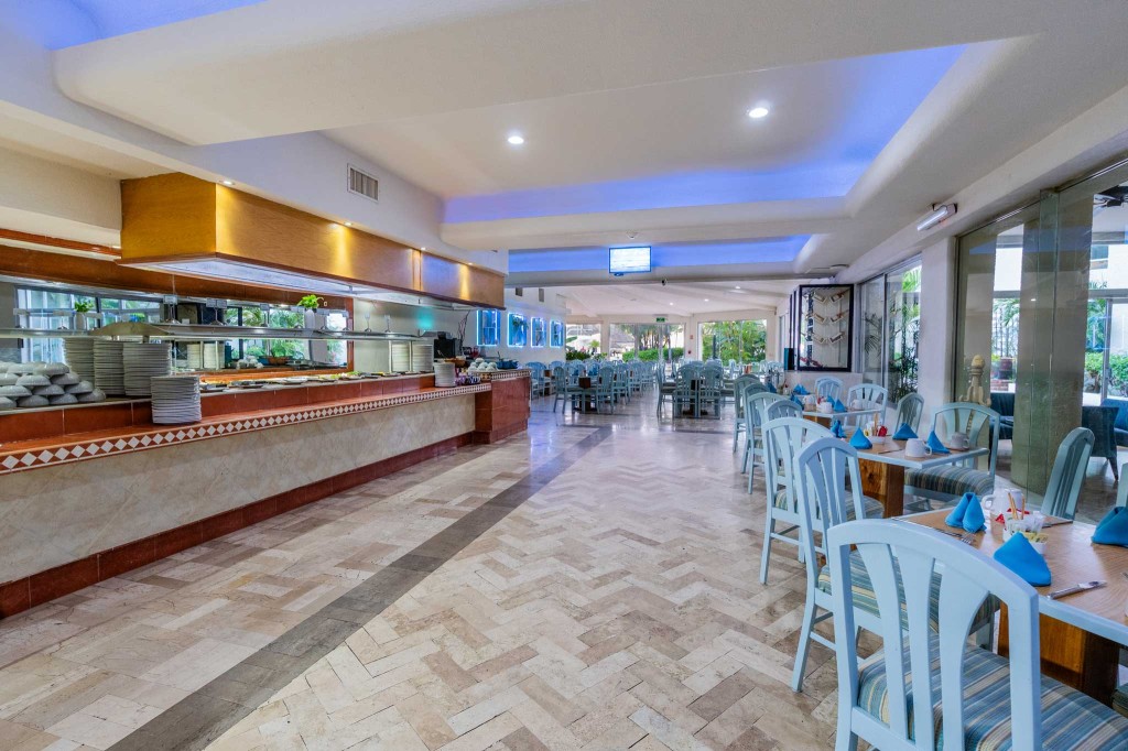 AQUAMARINA BEACH HOTEL CANCUN