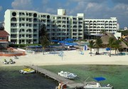 AQUAMARINA BEACH HOTEL CANCUN