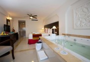 CROWN PARADISE CLUB CANCUN