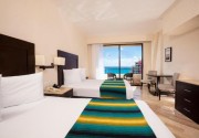 CROWN PARADISE CLUB CANCUN